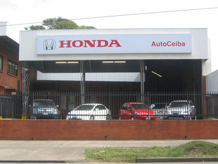 20070725040424-honda-cali-foto9.jpg